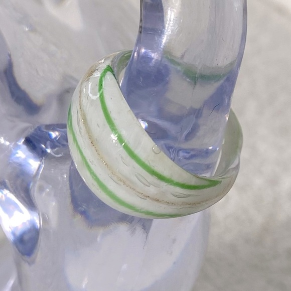 Vintage Art Glass Handmade Cream Green Gold Glitter Band Ring - Picture 2 of 11